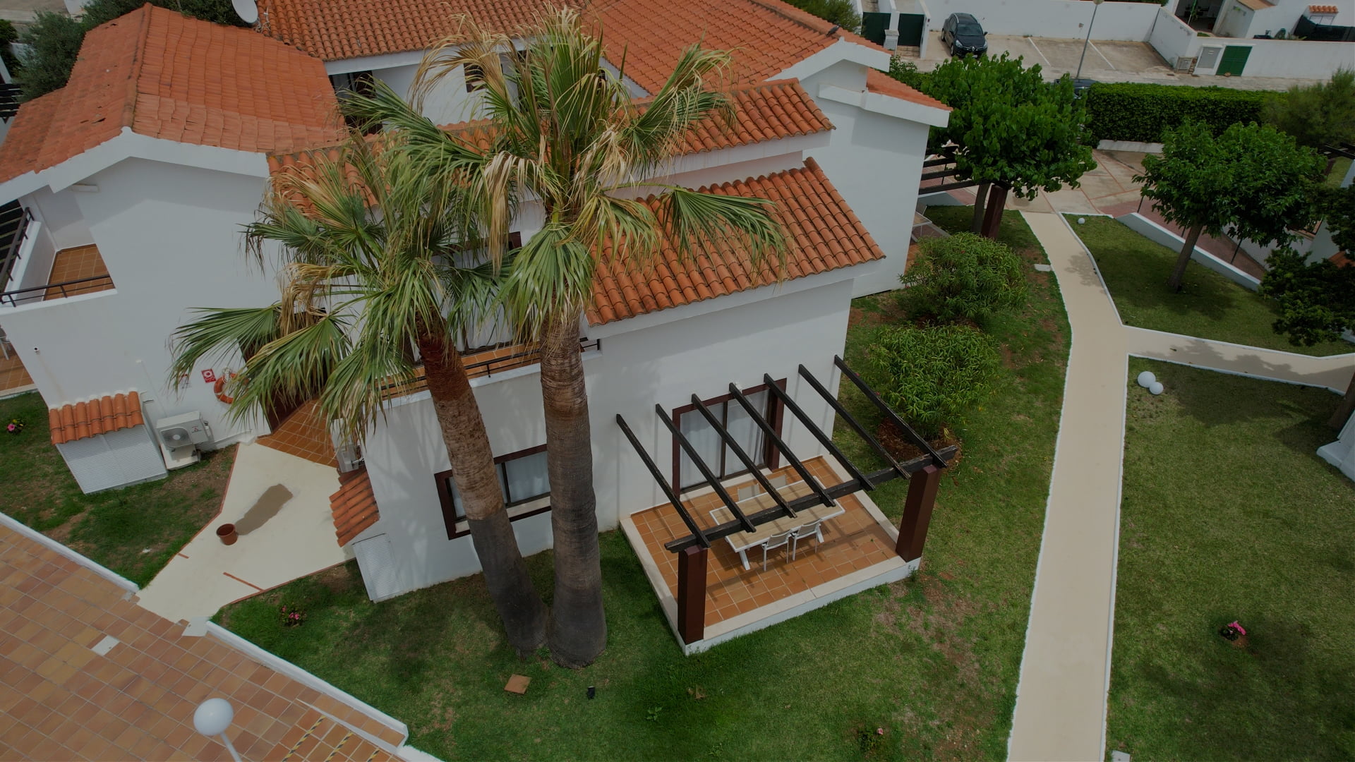 Apartamento con terraza en la planta baja