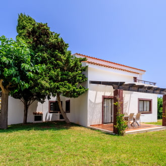 Alojamiento con terraza privada y jardín